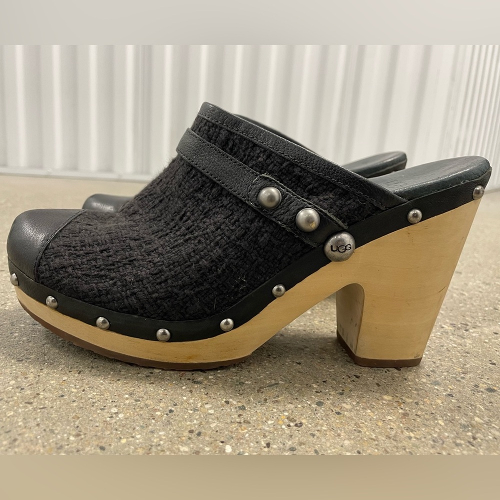 UGG Jolene Clogs Mules Leather Black Studded Wooden Textile Leather Size 9 GUC